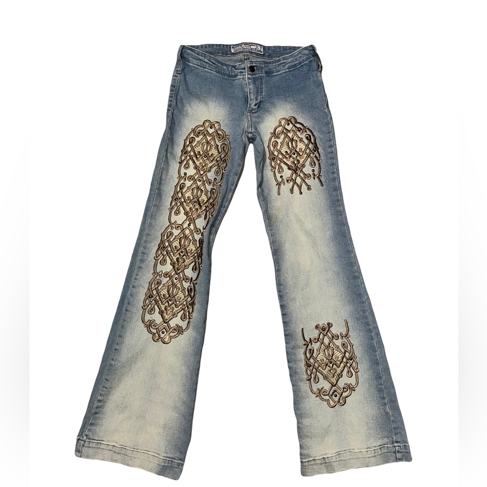 Vintage light wash denim with embroidery